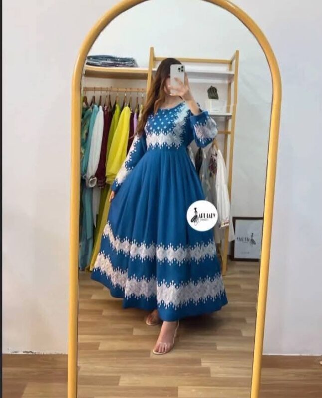 Embroidere Chery Gown