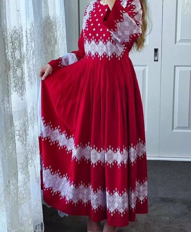 Embroidere Chery Gown